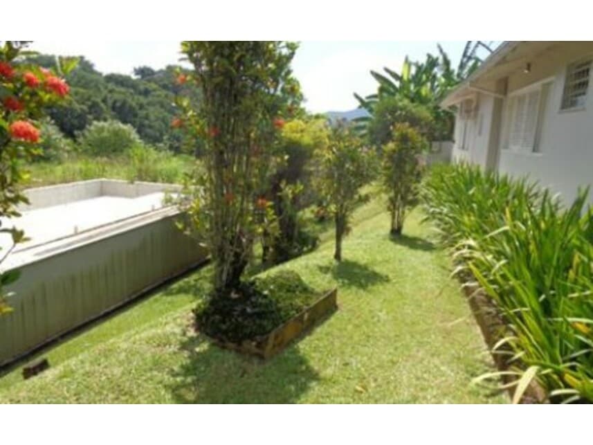 Foto 11 de 22: Comercial em leilão em Joinville - SC — Residencial / Comercial à venda em leilão