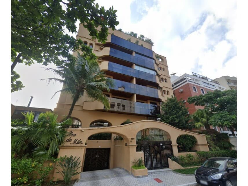 Apartamento em leilão em Guarujá - SP — Apartamento à venda em leilão