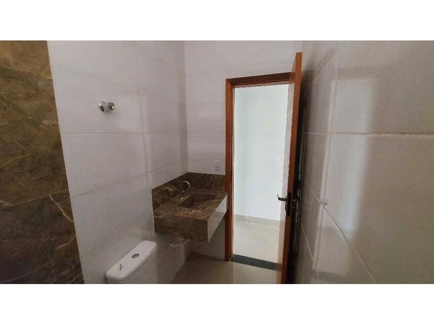 Foto 20 de 26: Casa em leilão em Montes Claros - MG — Casa à venda em leilão