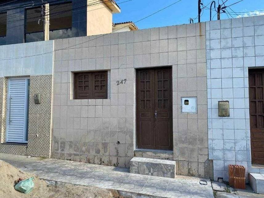 Foto 1 de 11: Casa em leilão em Bezerros - PE — Casa à venda em leilão
