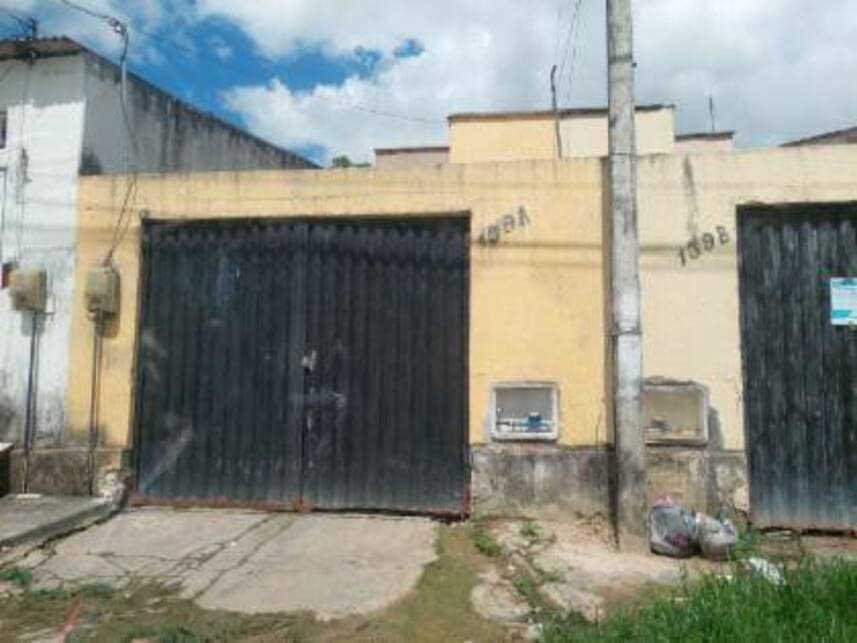 Foto 1 de 9: Casa em leilão em Maracanaú - CE — Casa à venda em leilão