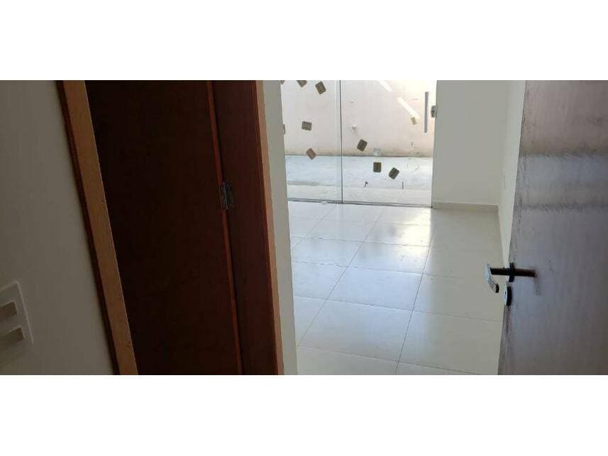 Foto 8 de 8: Casa em leilão em Caraguatatuba - SP — Casa à venda em leilão