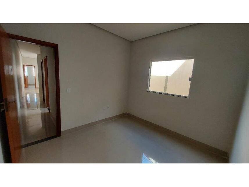 Foto 10 de 26: Casa em leilão em Montes Claros - MG — Casa à venda em leilão