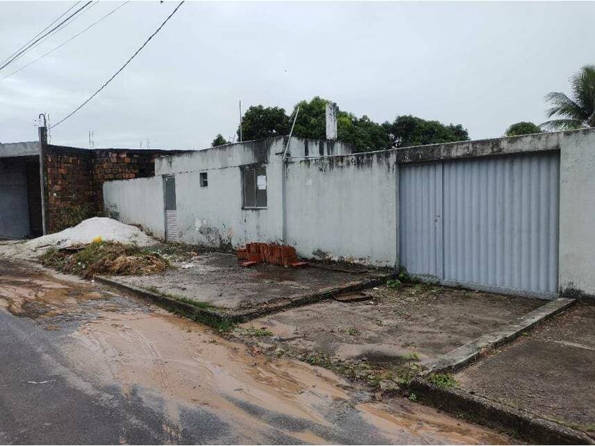 Foto 3 de 18: Casa em leilão em Camaçari - BA — Casa à venda em leilão