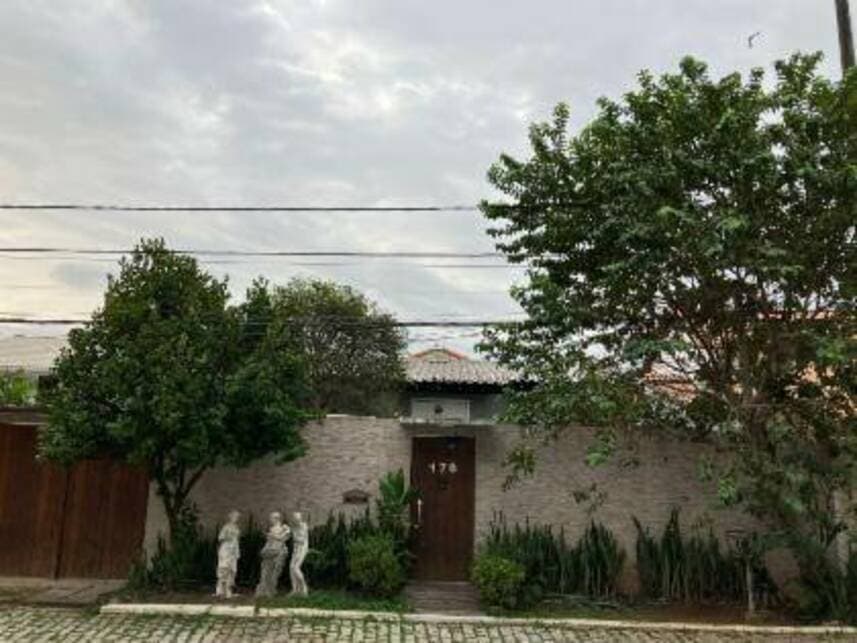 Foto 3 de 15: Casa em leilão em Rio De Janeiro - RJ — Casa à venda em leilão