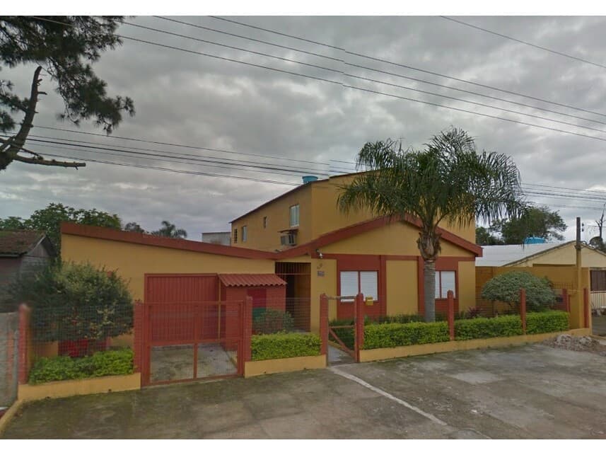 Casa em leilão em Pelotas - RS — Casa à venda em leilão