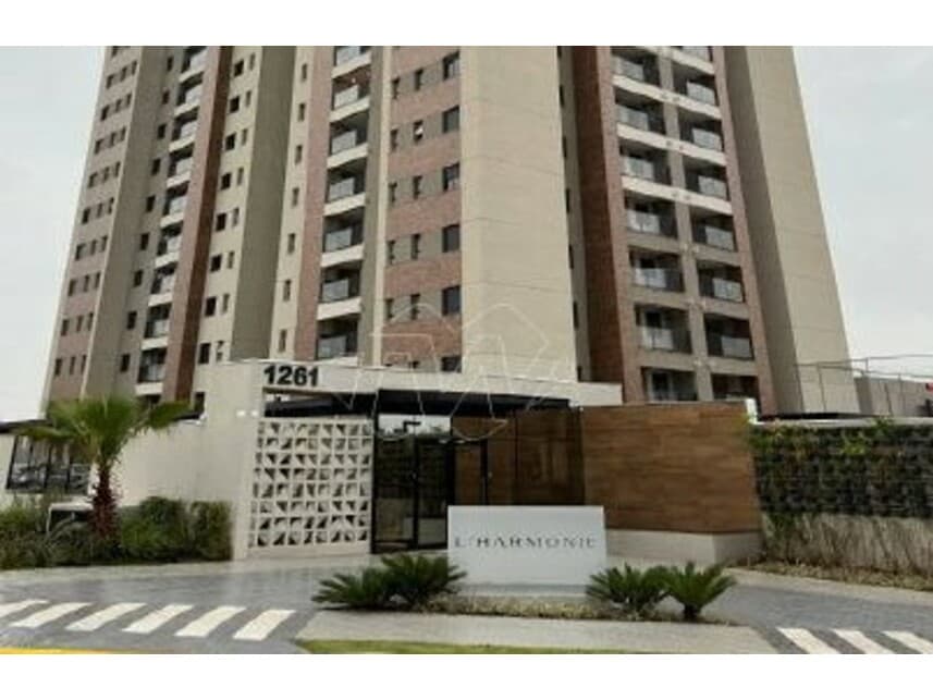 Apartamento em leilão em Araraquara - SP — Apartamento à venda em leilão