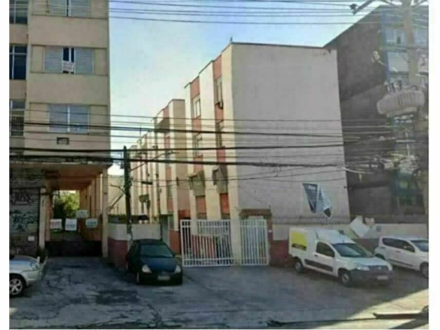 Apartamento em leilão em Rio De Janeiro - RJ — Apartamento à venda em leilão