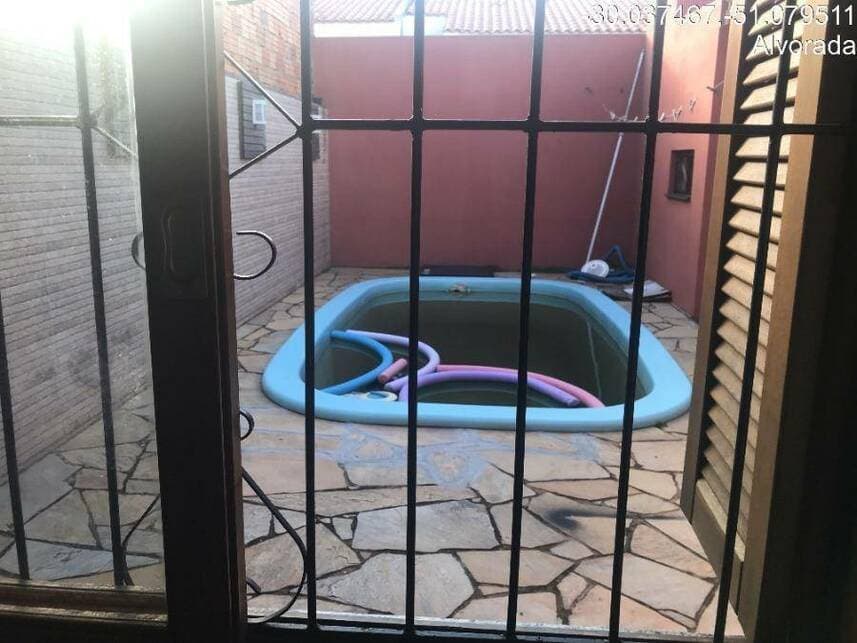 Foto 6 de 6: Casa em leilão em Alvorada - RS — Casa à venda em leilão