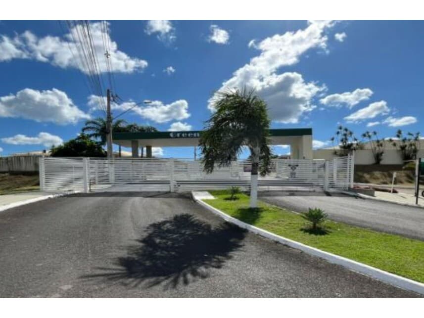 Casa em leilão em Catalão - GO — Casa à venda em leilão