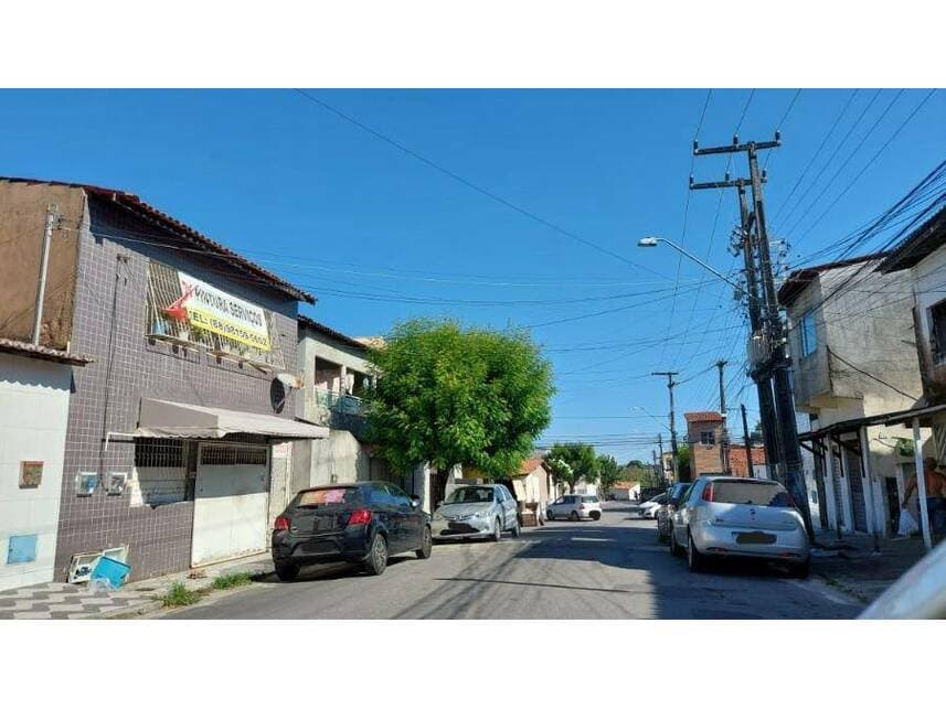 Foto 2 de 9: Casa em leilão em Fortaleza - CE — Casa à venda em leilão