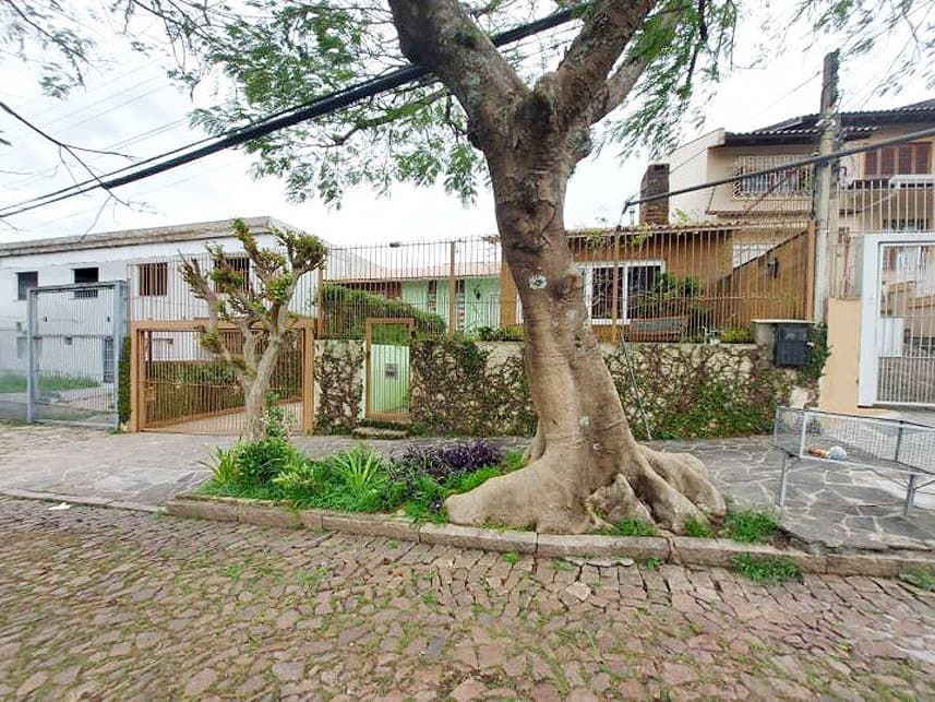 Foto 2 de 4: Casa em leilão em Porto Alegre - RS — Casa à venda em leilão
