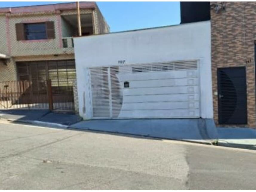 Casa em leilão em São Paulo - SP — Casa à venda em leilão