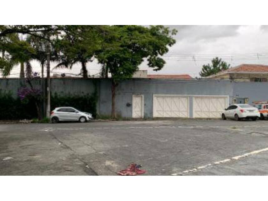 Casa em leilão em São Paulo - SP — Casa à venda em leilão