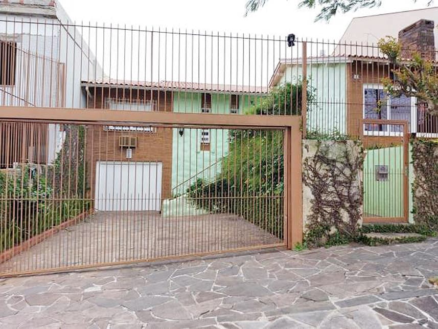 Foto 3 de 4: Casa em leilão em Porto Alegre - RS — Casa à venda em leilão