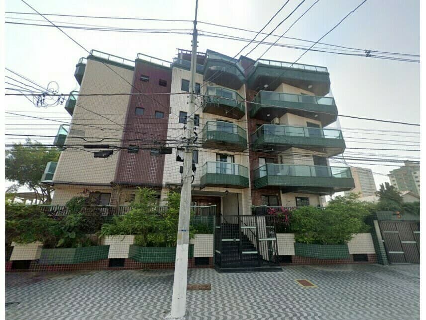 Apartamento em leilão em Praia Grande - SP — Apartamento à venda em leilão