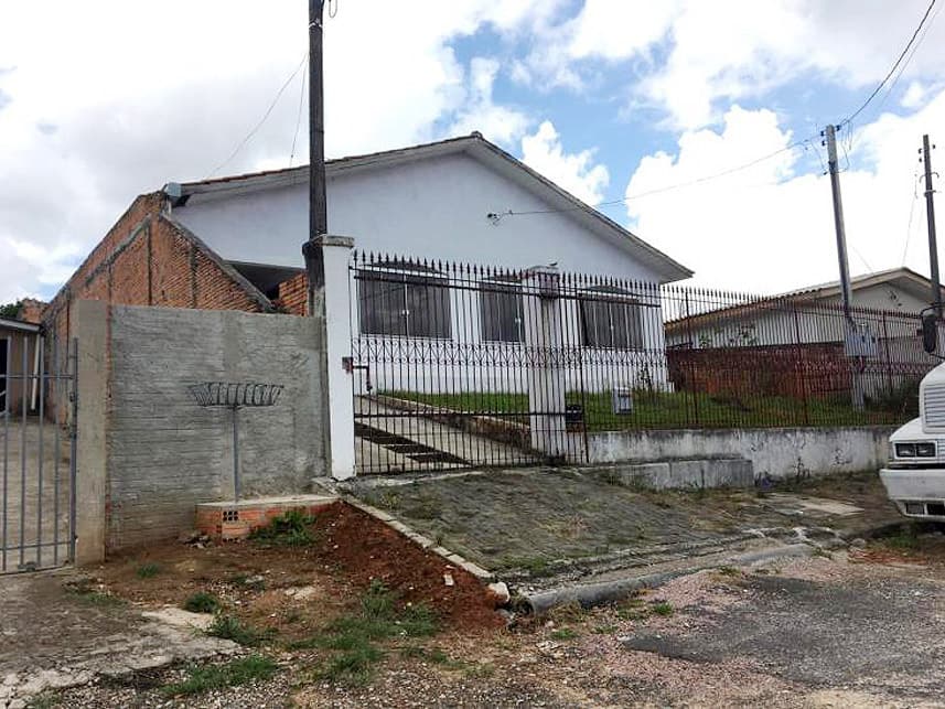 Foto 1 de 2: Casa em leilão em Ponta Grossa - PR — Casa à venda em leilão