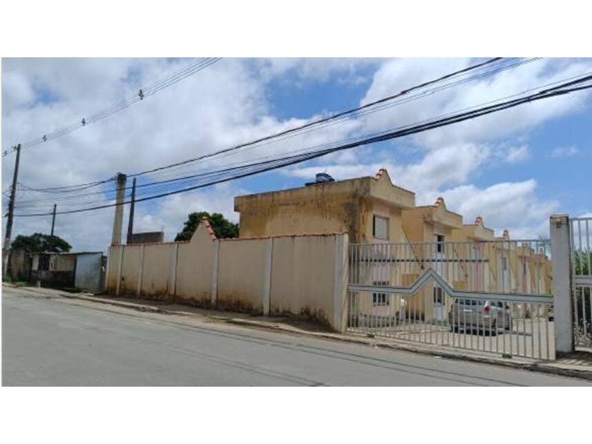 Foto 1 de 8: Casa em leilão em Suzano - SP — Casa à venda em leilão