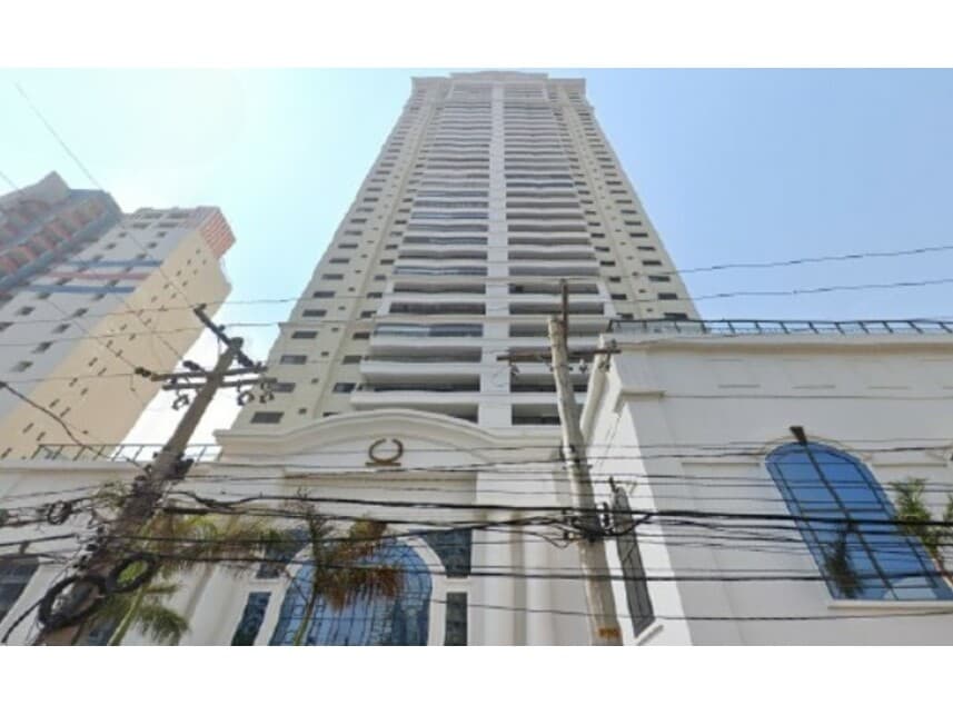 Apartamento em leilão em Cuiabá - MT — Apartamento à venda em leilão