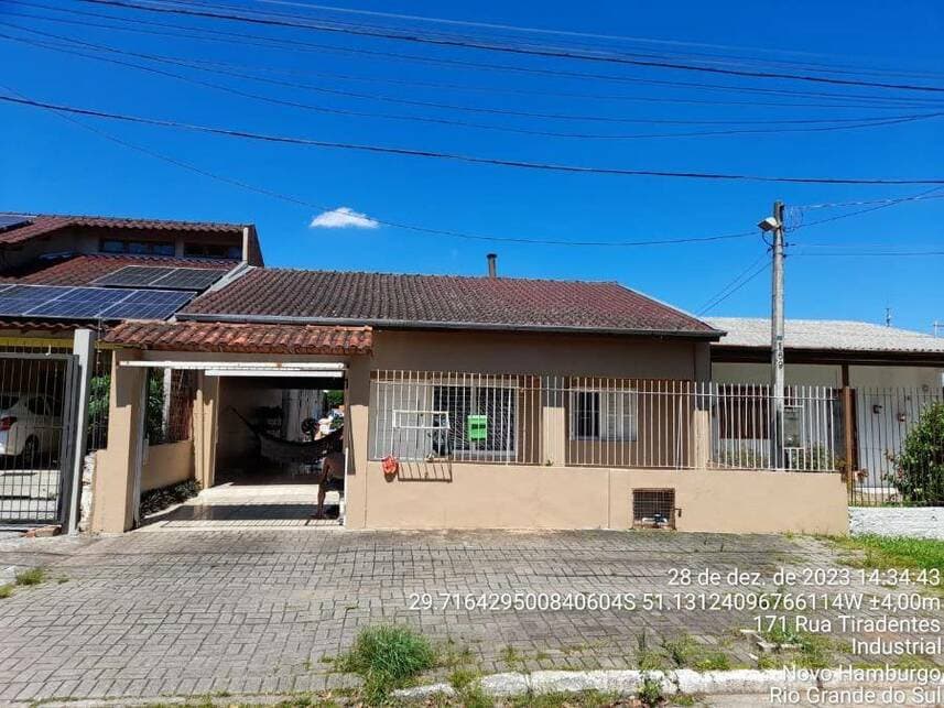 Foto 1 de 5: Casa em leilão em Novo Hamburgo - RS — Casa à venda em leilão