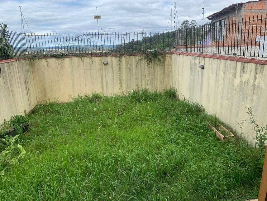 Foto 14 de 14: Casa em leilão em Porto Alegre - RS — Casa à venda em leilão