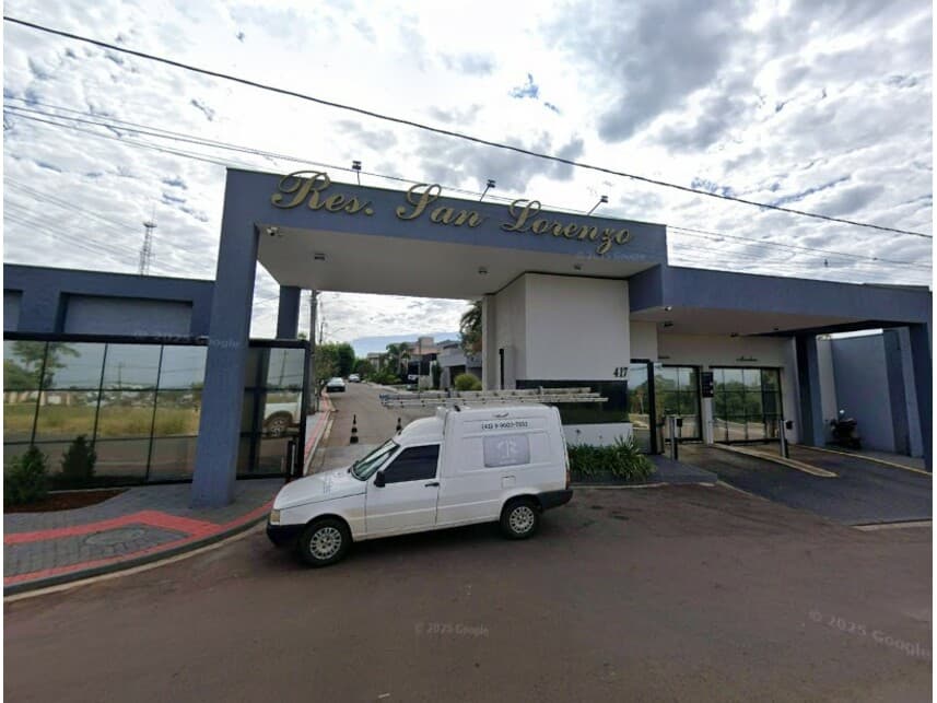 Casa em leilão em Rolândia - PR — Casa à venda em leilão