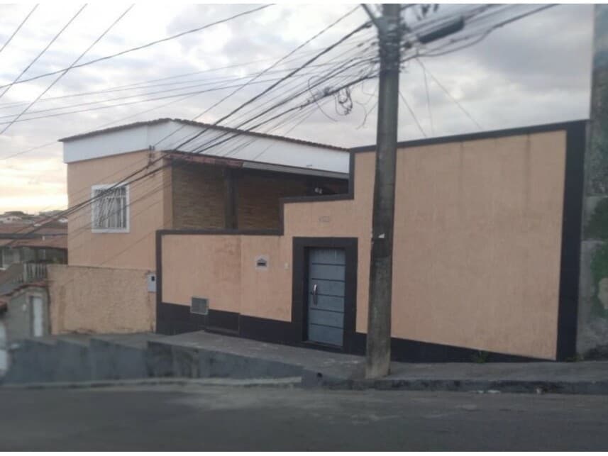 Foto 1 de 10: Casa em leilão em Contagem - MG — Casa à venda em leilão