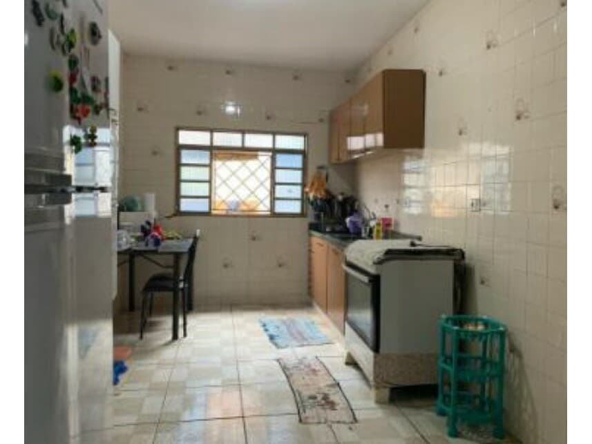 Foto 8 de 17: Casa em leilão em Itumbiara - GO — Casa à venda em leilão