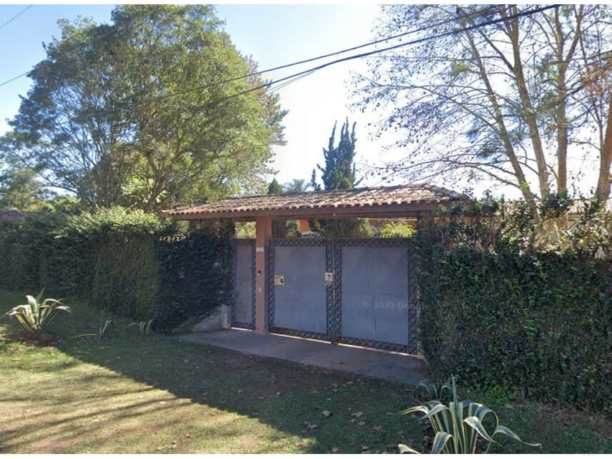 Casa em leilão em Cotia - SP — Casa à venda em leilão