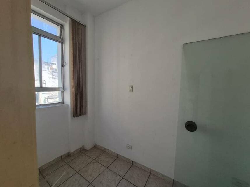 Foto 12 de 16: Comercial em leilão em São Paulo - SP — Sala Comercial à venda em leilão