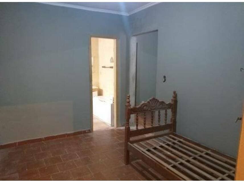 Foto 12 de 17: Casa em leilão em Ribeirão Preto - SP — Casa à venda em leilão