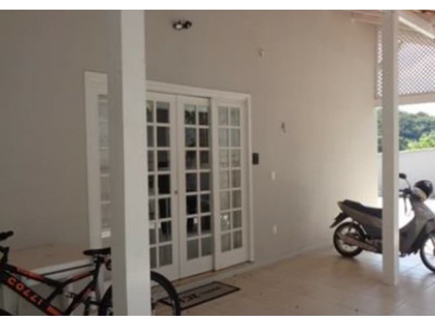 Foto 8 de 22: Comercial em leilão em Joinville - SC — Residencial / Comercial à venda em leilão