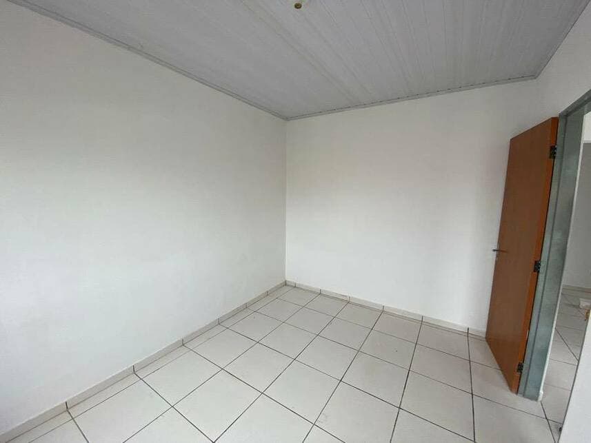 Foto 9 de 16: Casa em leilão em Cuiabá - MT — Casa à venda em leilão