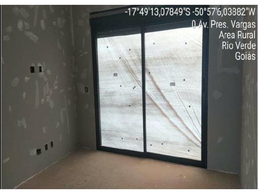Foto 10 de 12: Casa em leilão em Rio Verde - GO — Casa à venda em leilão