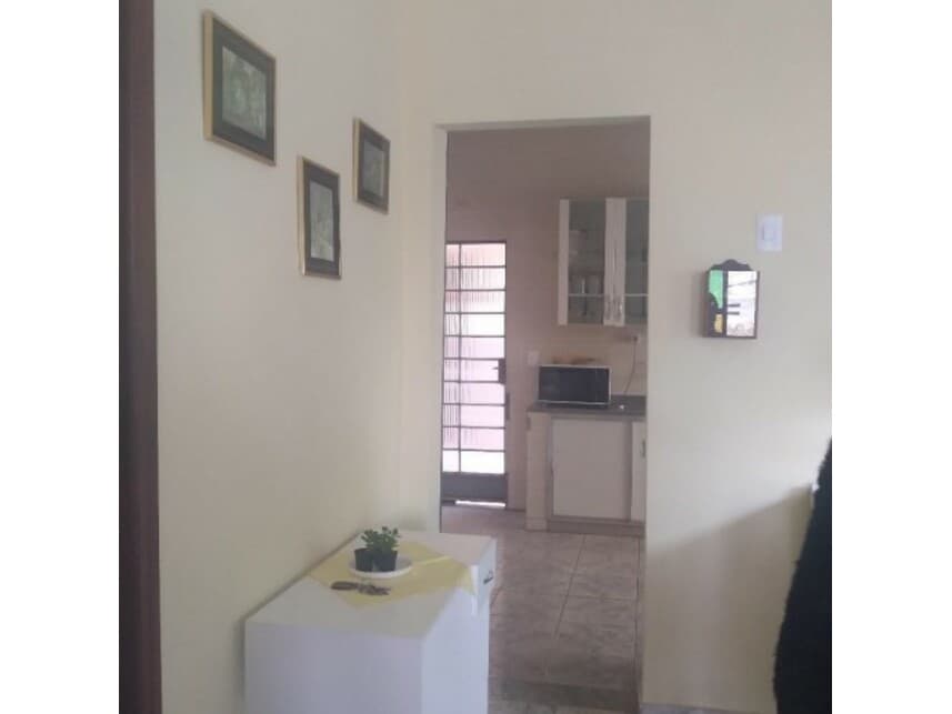Foto 5 de 10: Casa em leilão em Contagem - MG — Casa à venda em leilão