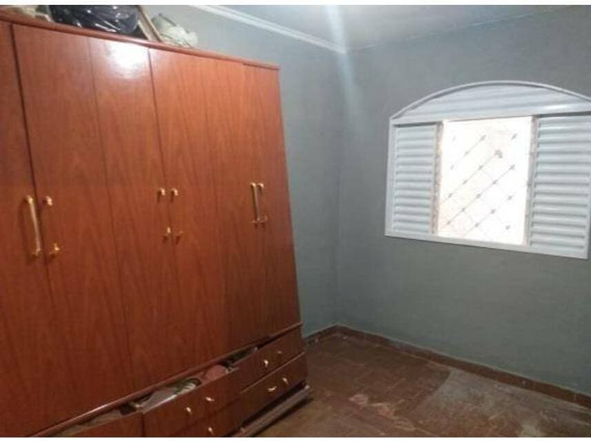 Foto 13 de 17: Casa em leilão em Ribeirão Preto - SP — Casa à venda em leilão