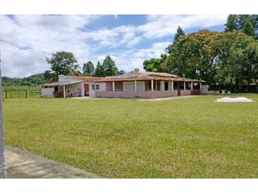 Foto 10 de 28: Casa em leilão em Tatuí - SP — Chácara à venda em leilão