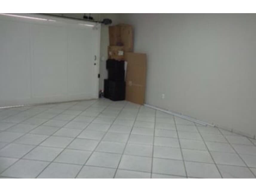 Foto 13 de 22: Comercial em leilão em Joinville - SC — Residencial / Comercial à venda em leilão