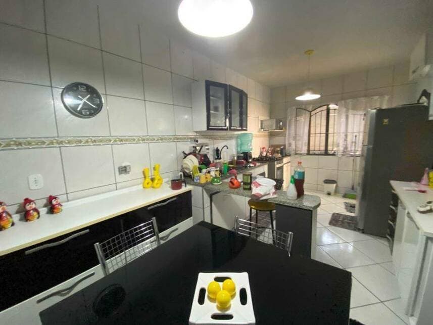 Foto 6 de 10: Casa em leilão em Nova Iguaçu - RJ — Casa à venda em leilão