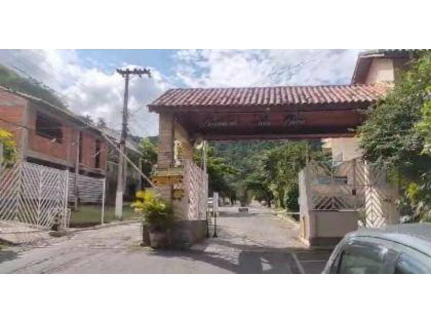 Foto 1 de 6: Casa em leilão em Barra Do Piraí - RJ — Casa à venda em leilão