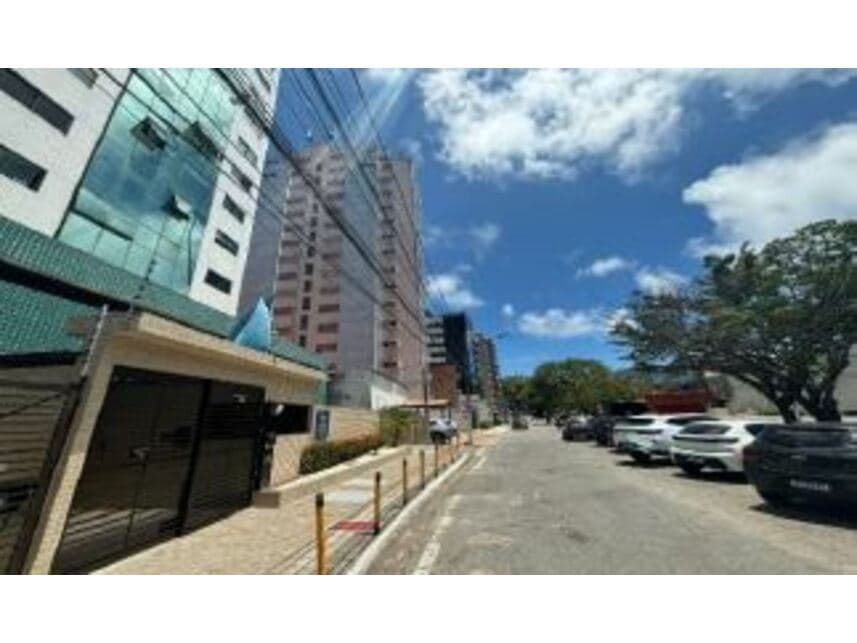 Foto 3 de 7: Apartamento em leilão em Maceió - AL — Apartamento à venda em leilão