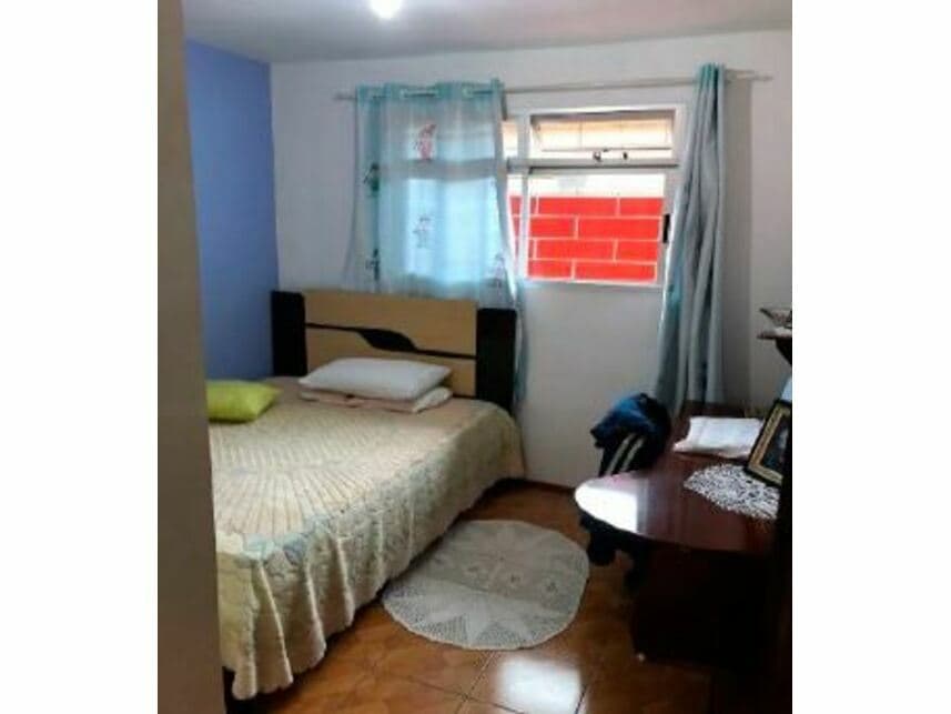 Foto 5 de 16: Casa em leilão em Curitiba - PR — Casa à venda em leilão