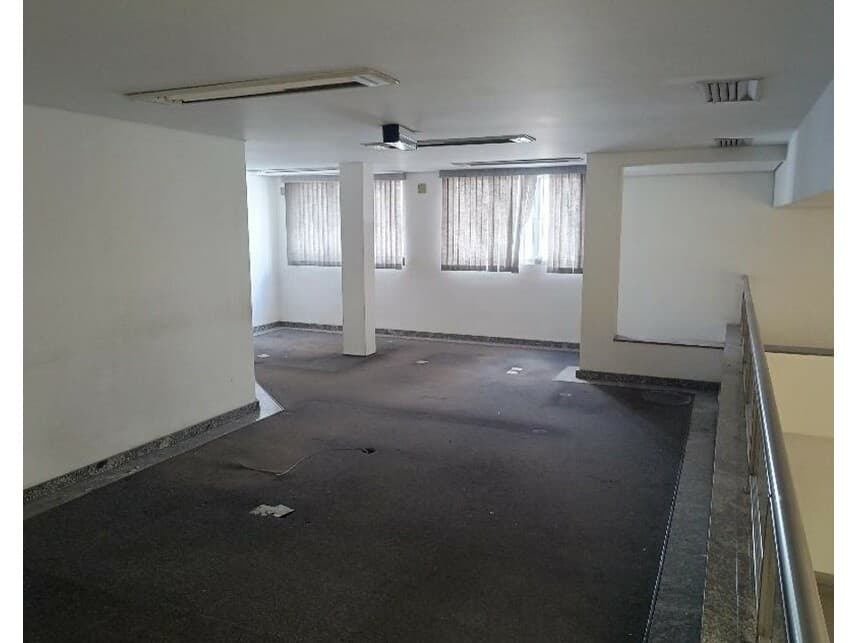 Foto 7 de 10: Comercial em leilão em São Paulo - SP — Prédios Comerciais à venda em leilão