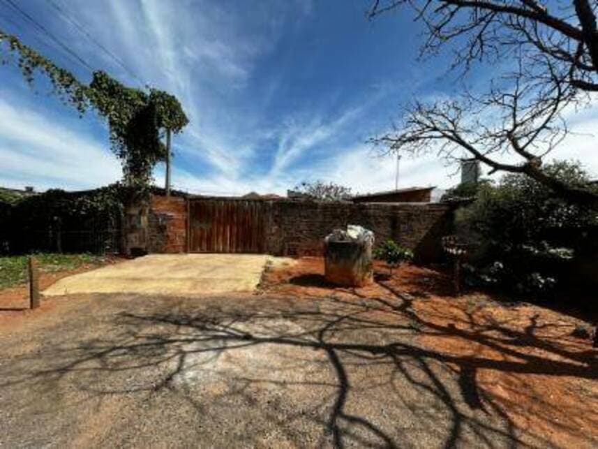 Foto 2 de 2: Casa em leilão em Trindade - GO — Casa à venda em leilão