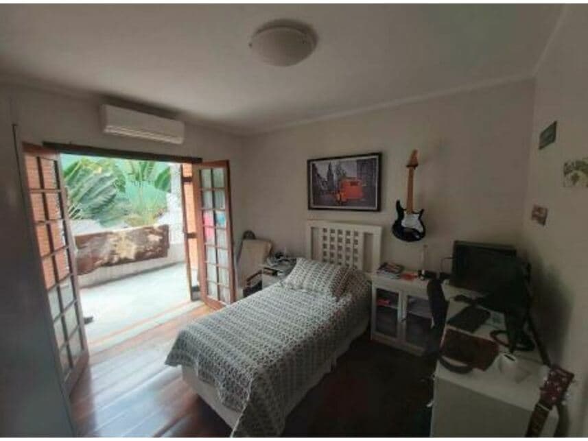 Foto 18 de 25: Casa em leilão em Cotia - SP — Casa à venda em leilão