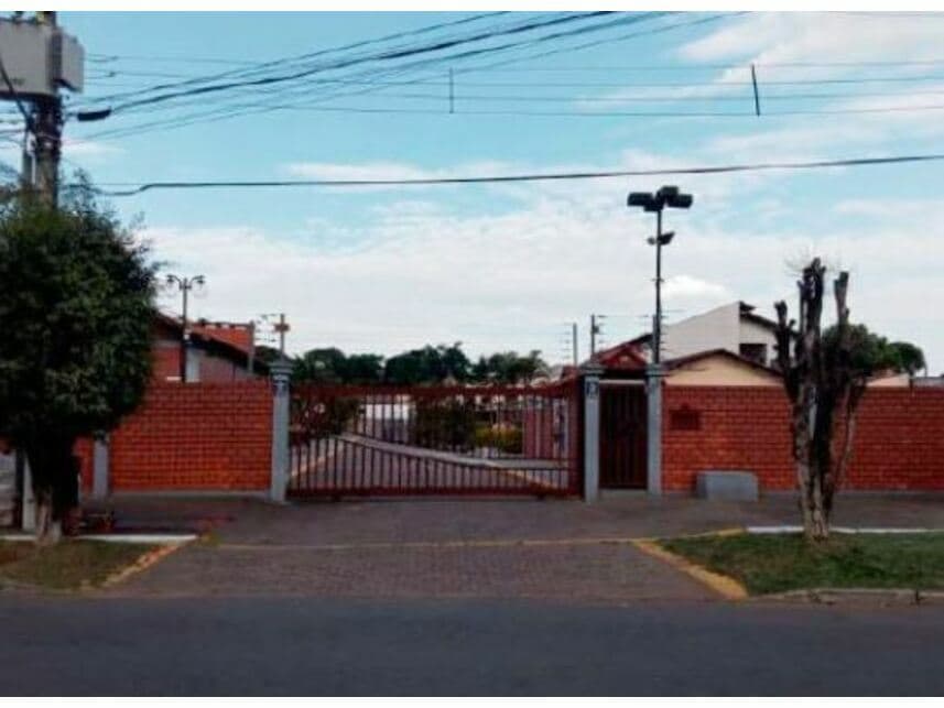 Casa em leilão em Sapucaia Do Sul - RS — Casa à venda em leilão