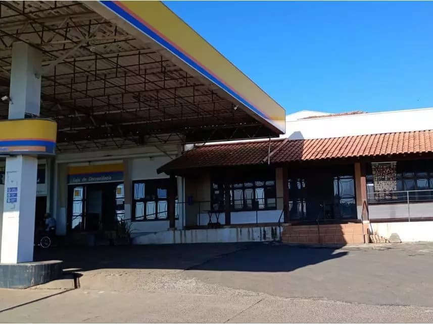 Foto 4 de 7: Comercial em leilão em Magda - SP — Residencial / Comercial à venda em leilão