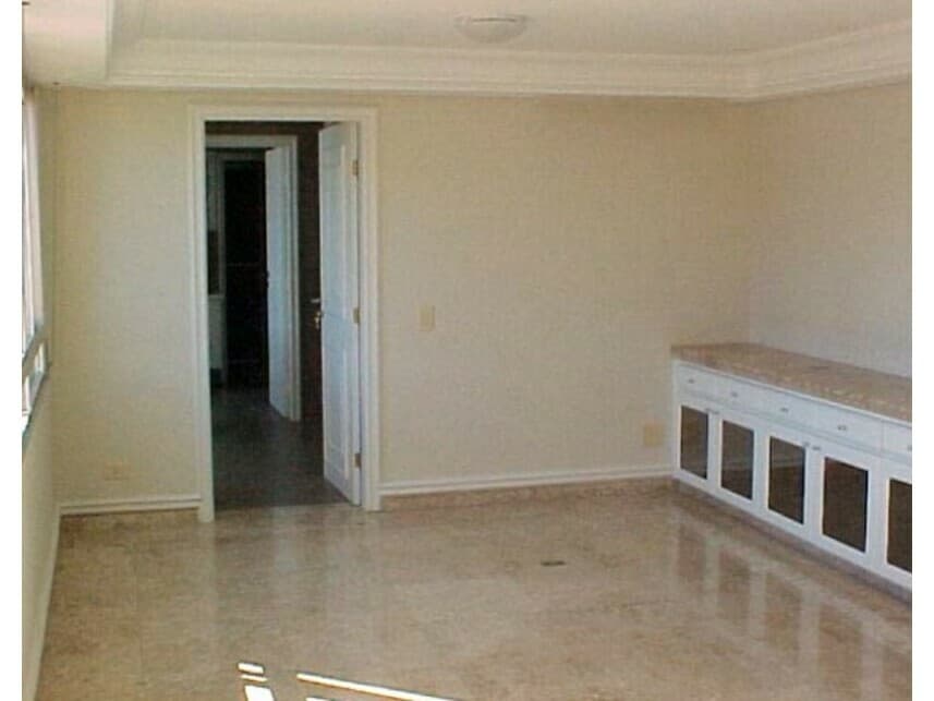 Foto 11 de 16: Apartamento em leilão em Curitiba - PR — Apartamento à venda em leilão