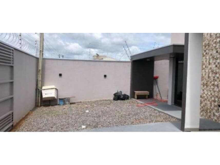 Foto 14 de 18: Casa em leilão em Ariquemes - RO — Casa à venda em leilão