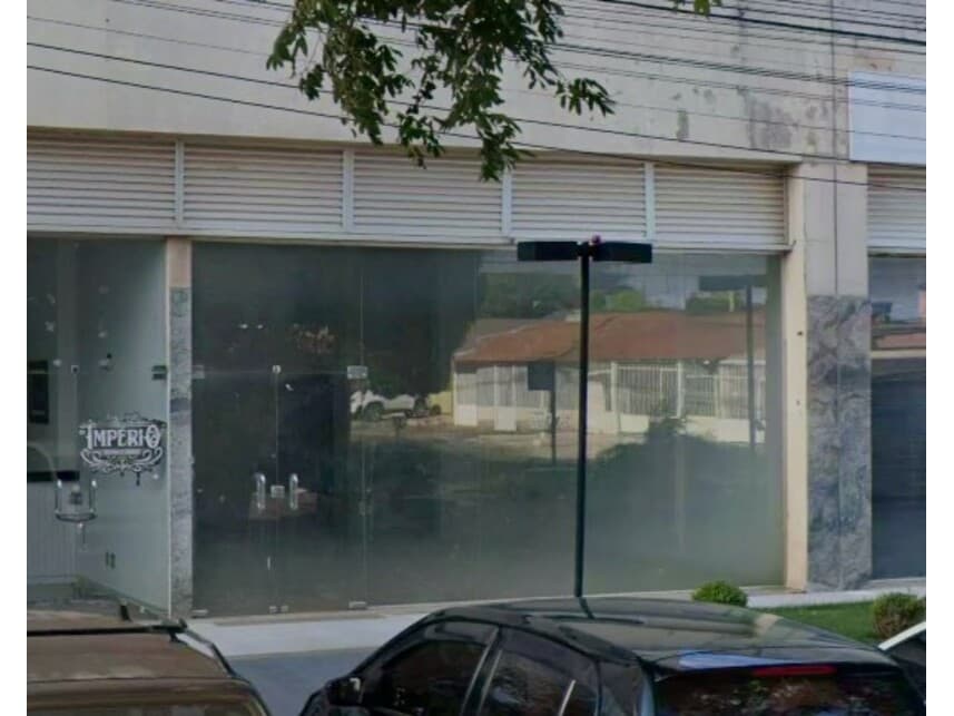 Comercial em leilão em Brasília - DF — Loja à venda em leilão